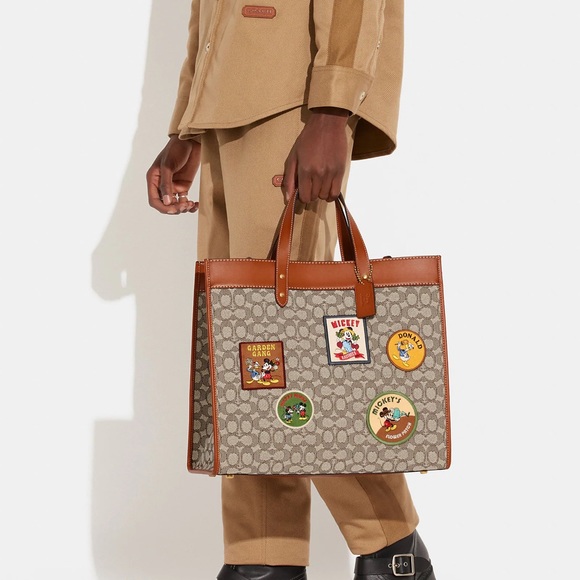 💰SOLD - CG974 - Disney X Coach Field Tote 40 in Signature Textile Jacquard - Picture 16 of 16